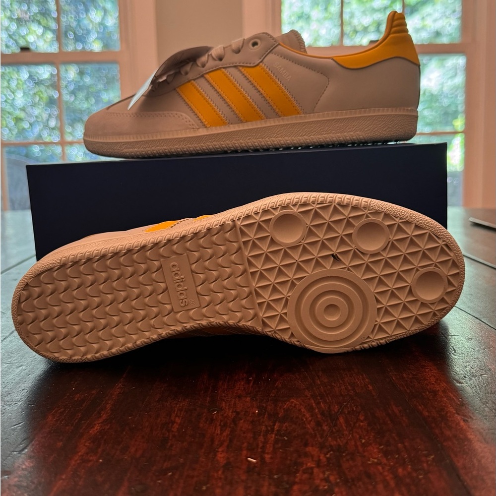 Adidas Humanrace Pharrell Williams sneakers. - Picture 6 of 7